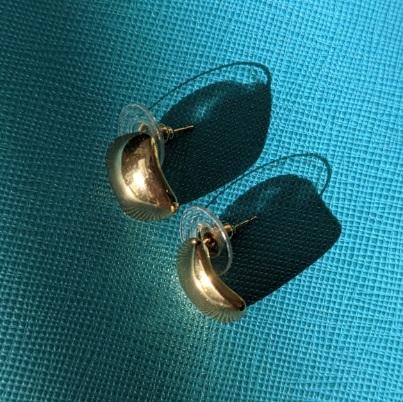 BRAND NEW Stylish Korean S925 Earrings - Picture 1 of 1